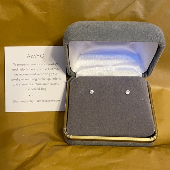 AMYO Jewelry - AMYO White Sapphire Studs